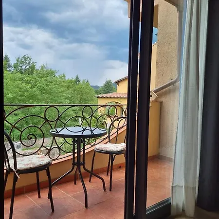Apartament El Niu Dels Ocells 2 Sant Joan de les Abadesses Zewnętrze zdjęcie